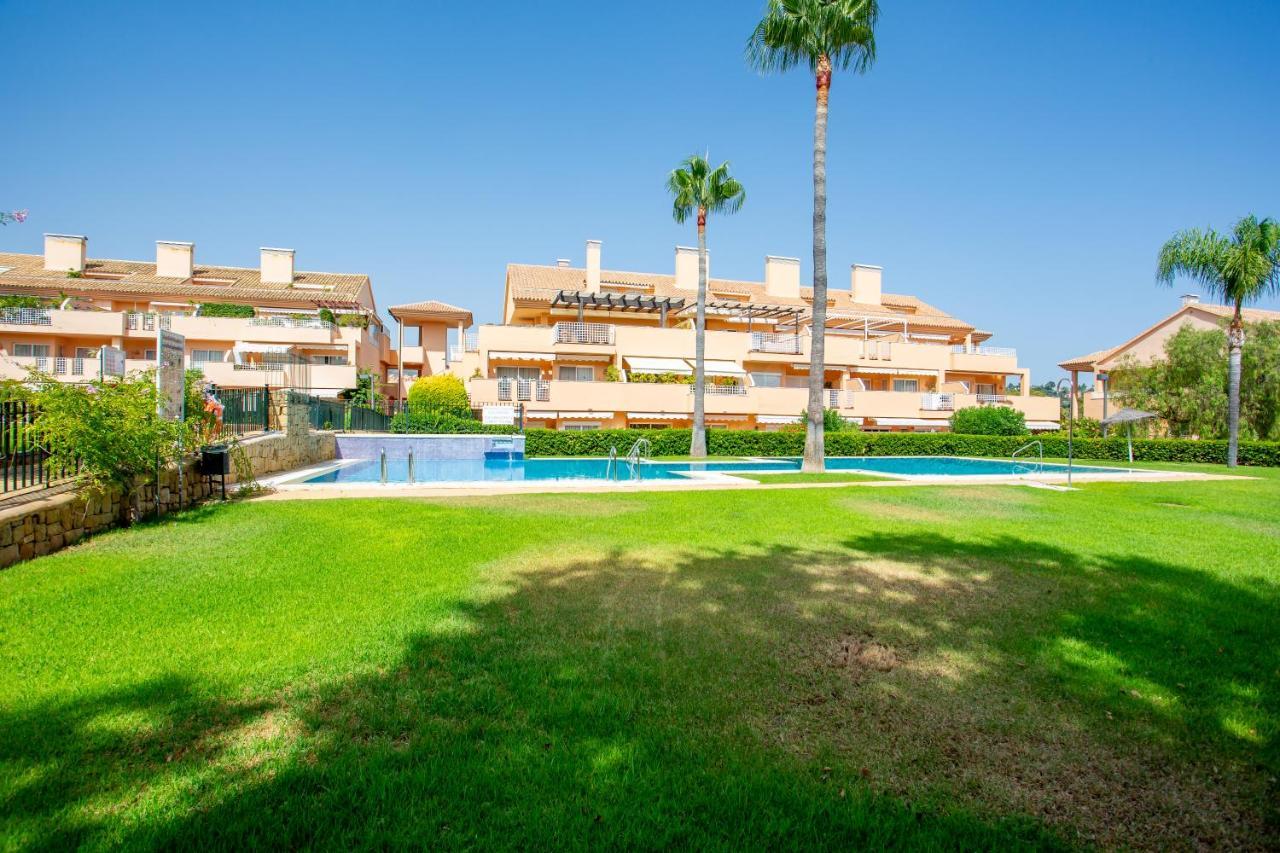 Apartamento Beautiful With Big Terrace And Access To 3 Pools Elviria *