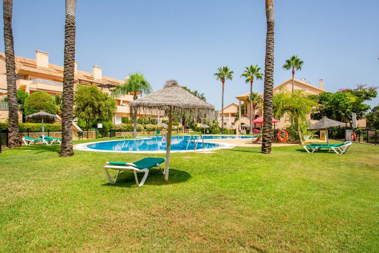 Beautiful With Big Terrace And Access To 3 Pools Elviria Apartamento Marbella