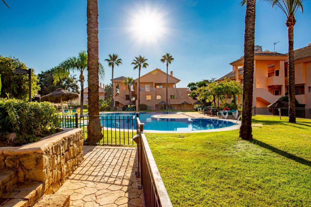 Apartamento Beautiful With Big Terrace And Access To 3 Pools Elviria Marbella