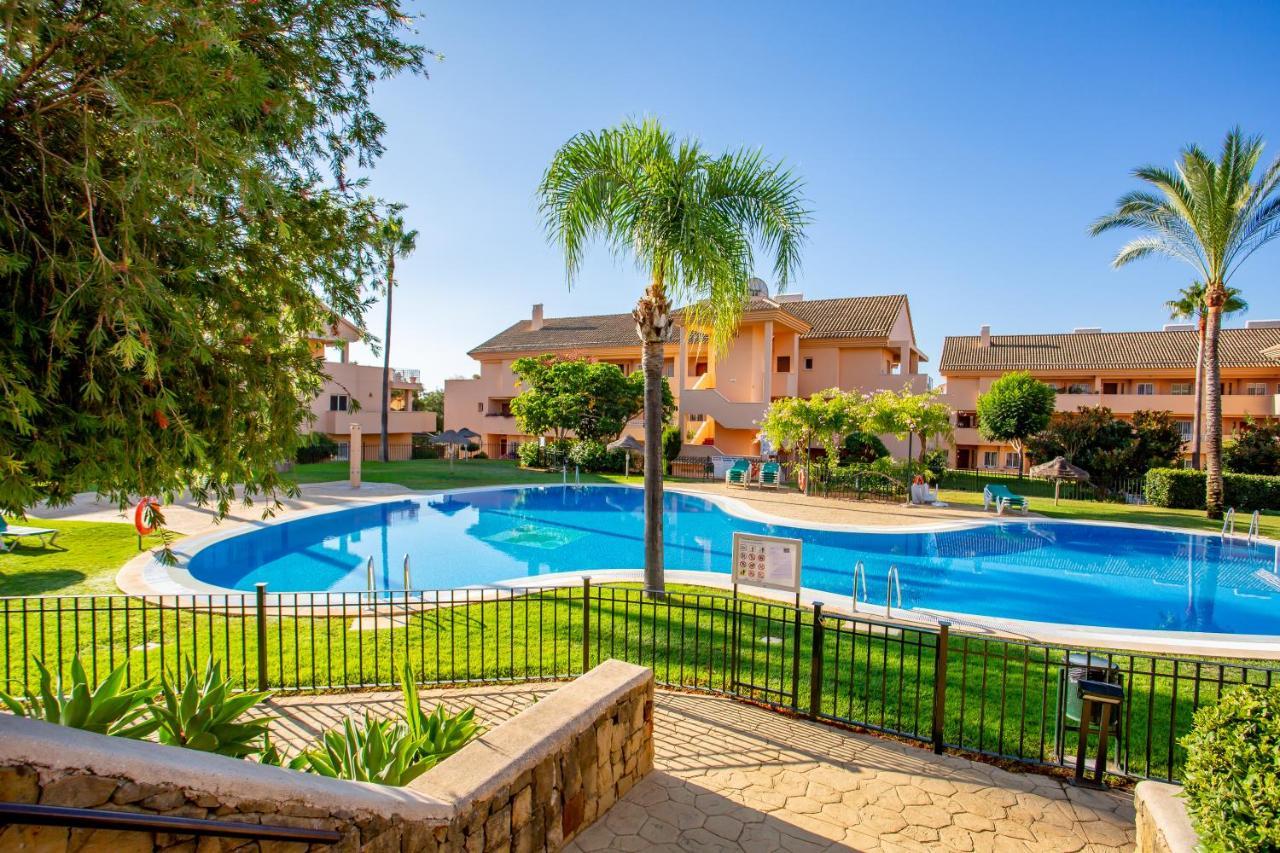 Beautiful With Big Terrace And Access To 3 Pools Elviria Leilighet Marbella